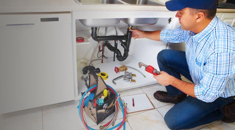Local expert plumbing services in Taylorville, IL